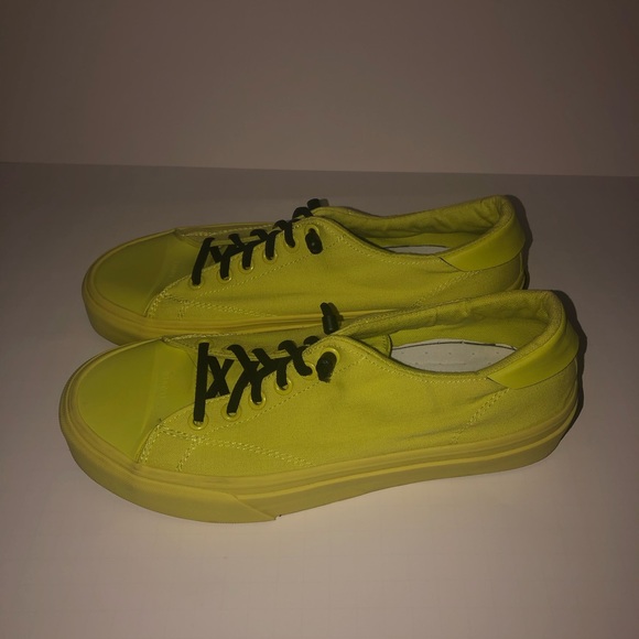 Straye Stanley Shoe ‘Safety Yellow’ Laces Included!! Plus I put slip on laces!! - Picture 1 of 6